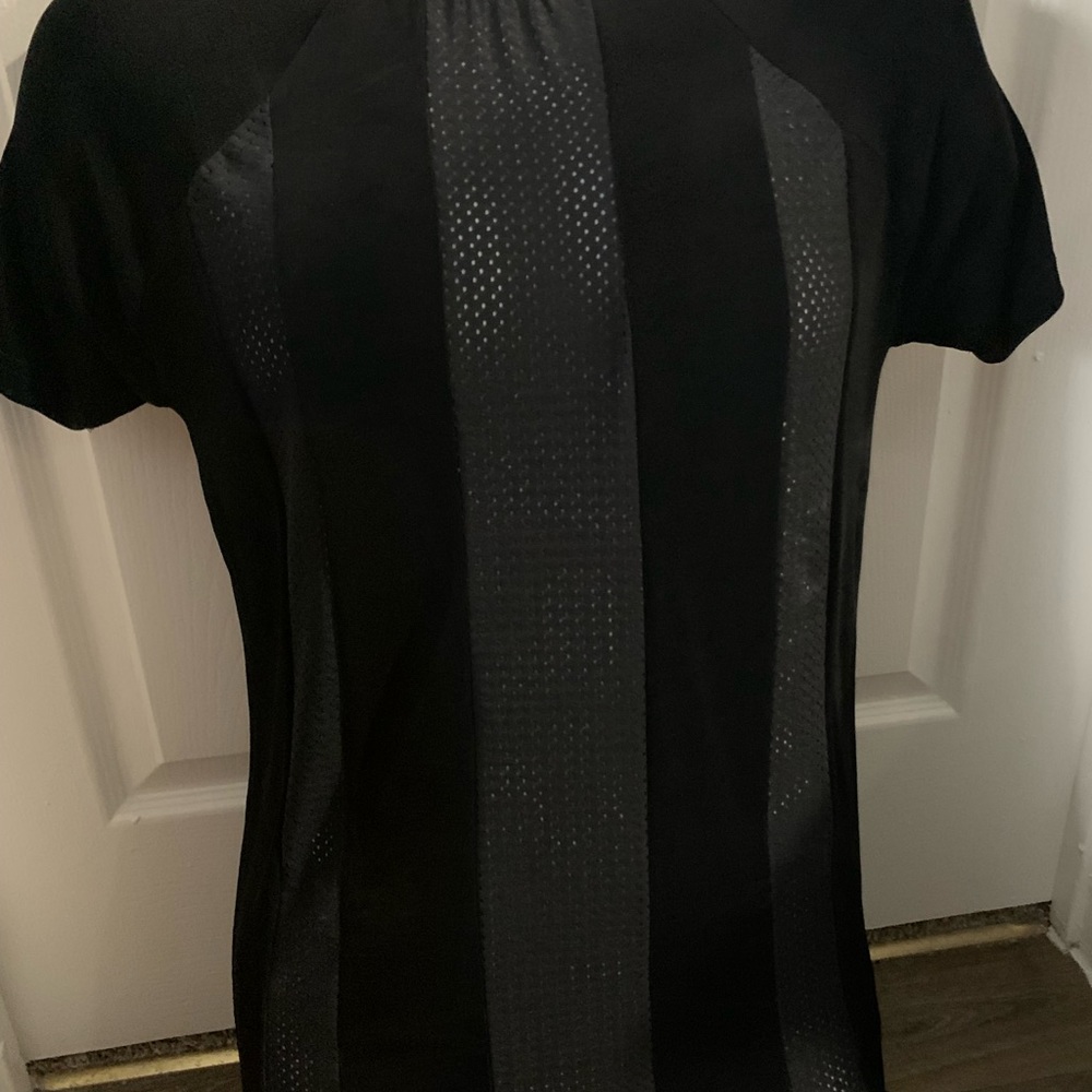 ROAR Club Wear